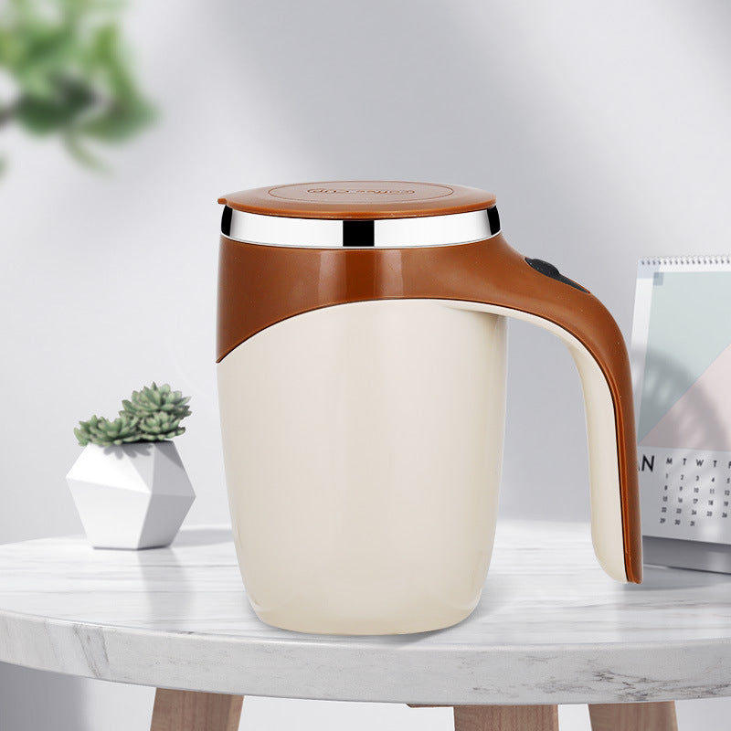 Universal Shoppers - Self-stirring coffee cup