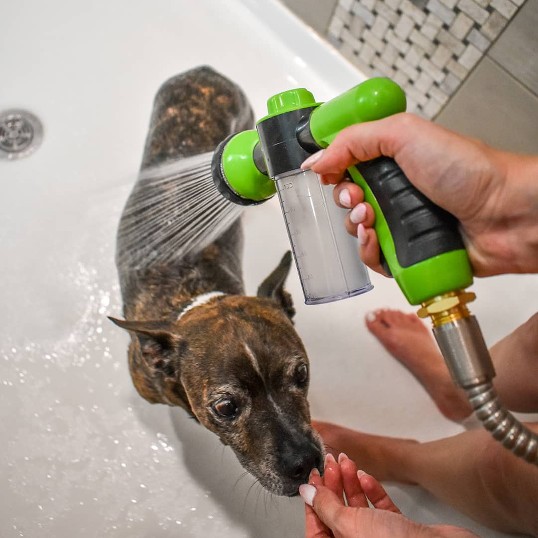 Universal-Shoppers - DogShower™