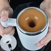Universal Shoppers - Self-stirring coffee cup
