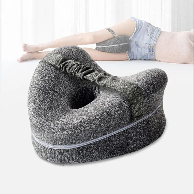 Universal-Shoppers - Heart-shaped memory foam leg cushion